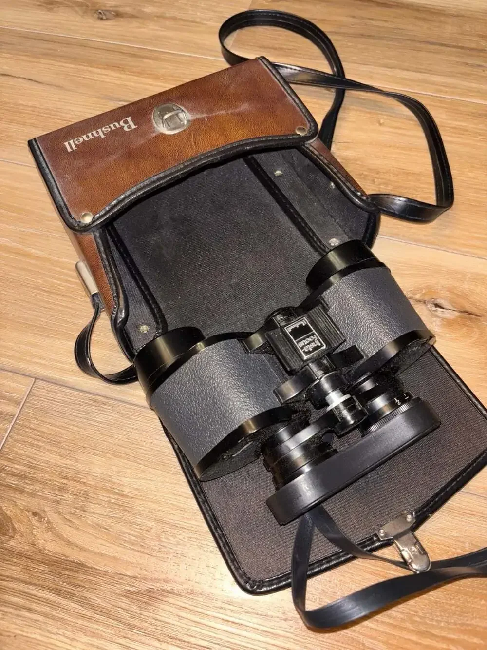 Vintage Bushnell Sportview 7x35 Extra Wide Angle Binoculars with Case